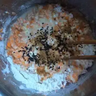 Make Black sesame carrot omelet step 3