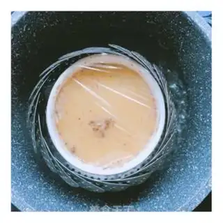 Make Pork gravy eggs step 7