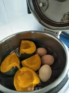 Make Pumpkin pasta step 0