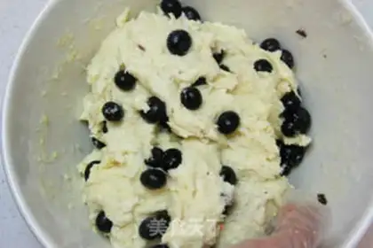 Make Blueberry scon step 6
