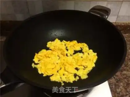 Make Autumn fried eggs step 6