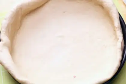 Make Melvin cheese sauce pizza step 14