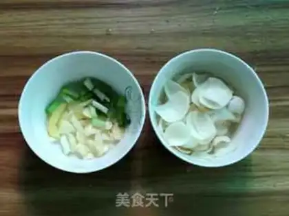 Make Lily