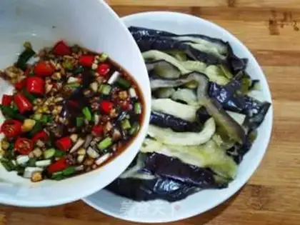 Make The cold hand tore the eggplant step 12