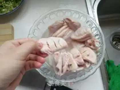 Make Coke chicken wings step 0