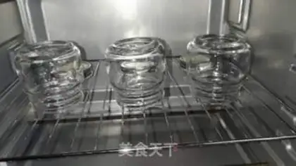 Make Strawberry sauce step 5