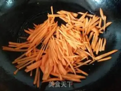 Make Carrot. Skinned chicken step 8