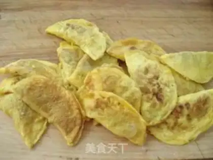Make Grey tree egg dumpling pan step 0