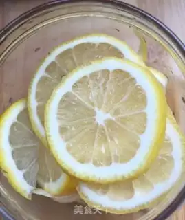 Make Peach lemon honey tea step 4