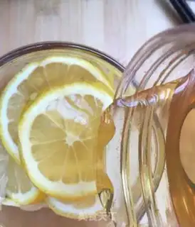 Make Peach lemon honey tea step 6
