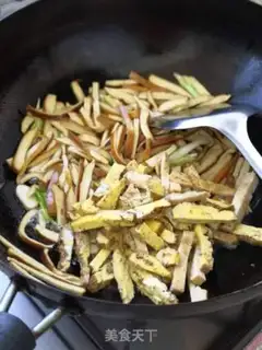 Make Soy eggs and celery step 9