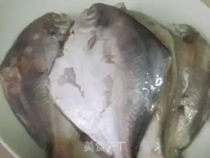 Make Red-burned even fish step 0