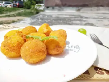 Make Cheese potato ball step 20