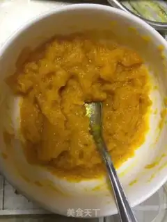 Make Gold bread step 1