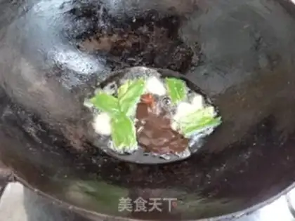 Make Chicken leg and potatoes step 9