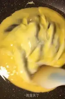 Make Tomato egg noodles step 0