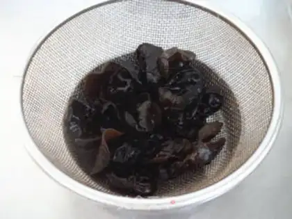 Make Shrimp skins step 1
