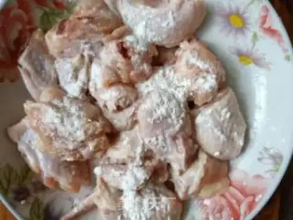 Make Blackwood, steamed chicken wings step 1