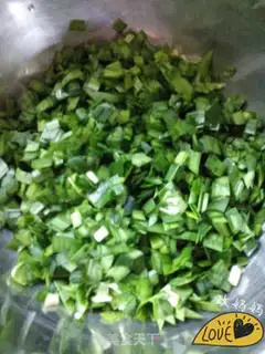 Make Three shrimp dumplings step 4