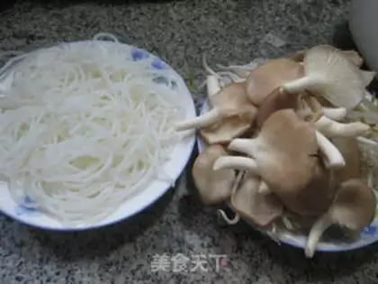 Make Soo-jeong-goo green bean sprouts step 0
