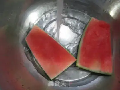 Make Watermelon-smelling step 1