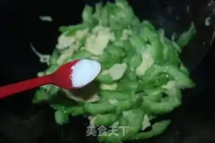 Make Bitter eggs step 4