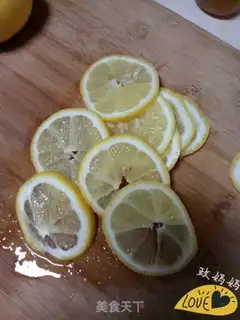 Make Honey lemonade step 1