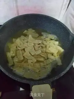 Make Eggbone soup step 2