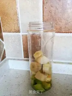 Make Banana butter cream shake step 1
