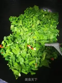 Make Clear the pumpkin vine step 1