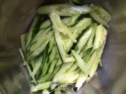 Make Chicken silk cucumber step 2