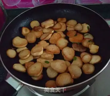Make Black pepper sauce, apricot mushroom step 5