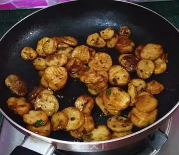 Make Black pepper sauce, apricot mushroom step 7