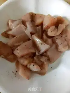 Make Black pepper chicken step 1