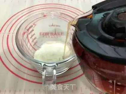 Make Red tea, red sugar, pearl milk step 8