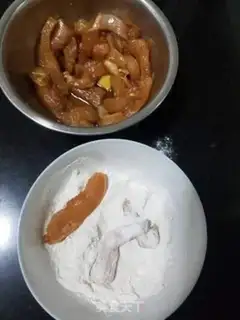 Make Spicy chicken and rice step 3