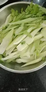 Make Celery beef step 1