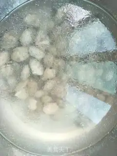 Make Garlic manicure step 0