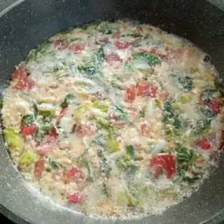 Make Tomato quick egg soup step 9