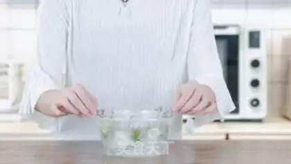 Make A flower ice bowl step 5