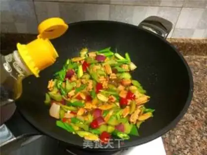 Make Celery peppers blow up squid step 9