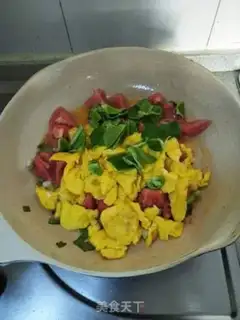 Make Potato pepper fried eggs step 6