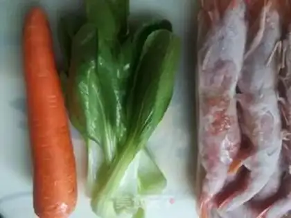 Make Shrimp noodles step 0