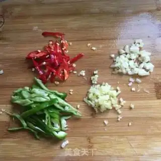 Make The cabbage is fried meat step 3