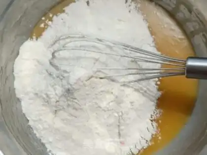 Make Gold and milk moon cakes step 9
