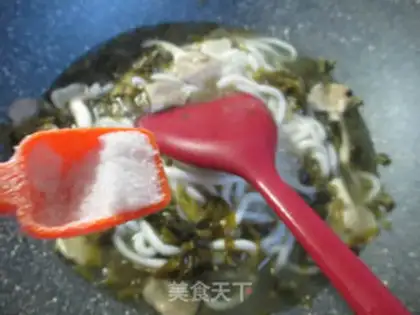 Make Soo-jeong-goo-poo-poo step 4