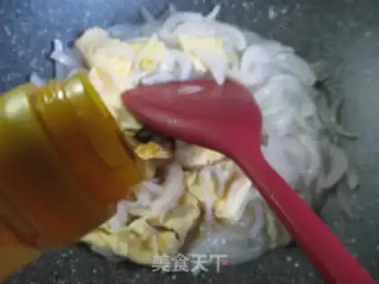 Make Duck egg onion fried rice powder step 6
