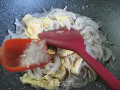 Make Duck egg onion fried rice powder step 8