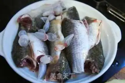 Make Squid soup step 1