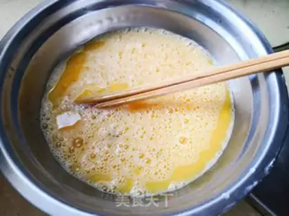 Make An egg box of celery step 2
